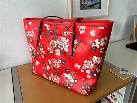 michael kors blumen tasche